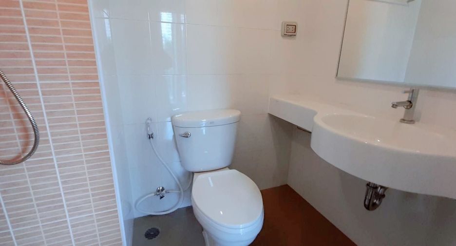 For sale and for rent 2 bedrooms condo in Bang Kapi, Bangkok