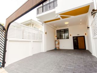 出售 4 卧室 独立屋 在 Wang Thong Lang, 曼谷