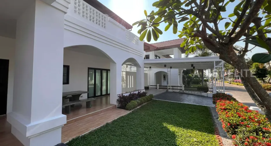 Haus zum Kauf mit 3 Zimmer in Klaeng, Rayong