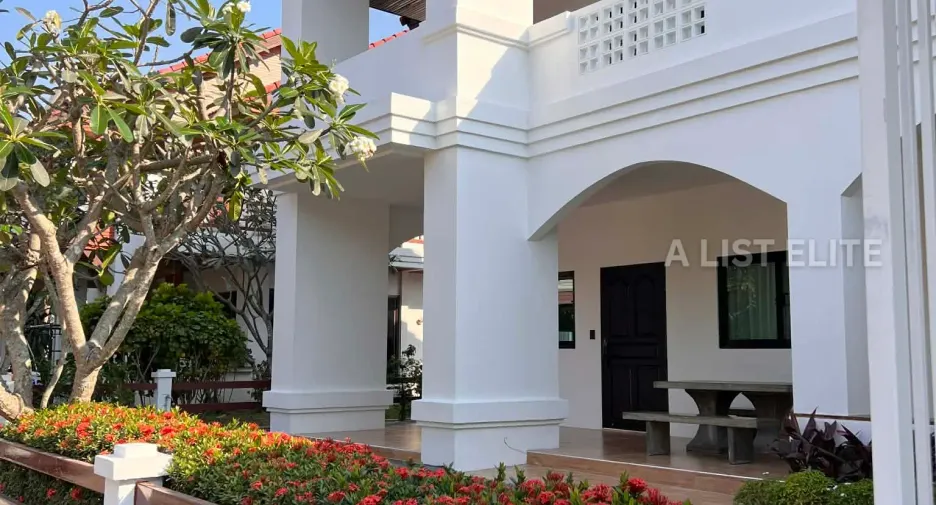 Haus zum Kauf mit 3 Zimmer in Klaeng, Rayong