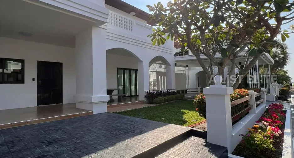 Haus zum Kauf mit 3 Zimmer in Klaeng, Rayong