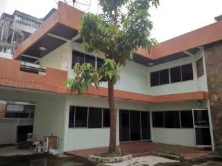 For sale 2 bedrooms house in Sathon, Bangkok