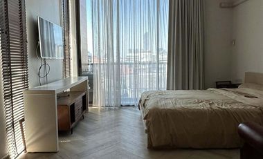 À vendre et à louer studio condo à Sathon, Bangkok