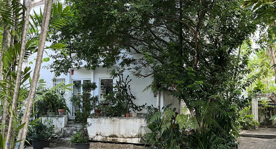 For sale studio townhouse in Bang Phli, Samut Prakan