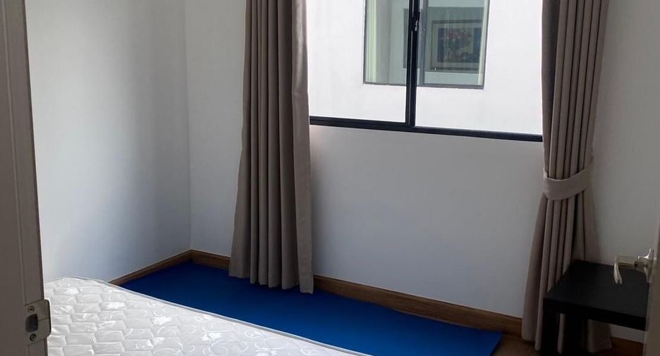 For sale and for rent 3 bedrooms townhouse in Saphan Sung, Bangkok