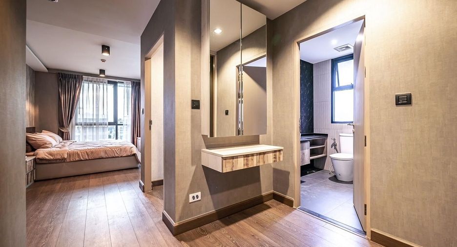 For sale and for rent 2 bedrooms condo in Phra Khanong, Bangkok