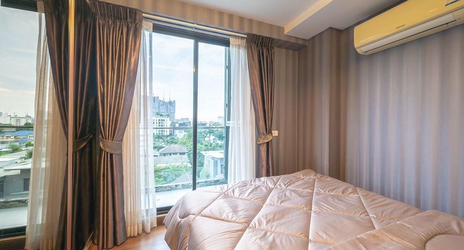 For sale and for rent 2 bedrooms condo in Phra Khanong, Bangkok