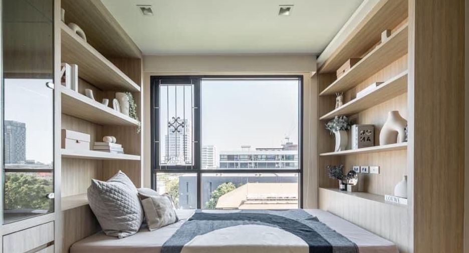For sale and for rent 3 bedrooms condo in Phra Khanong, Bangkok