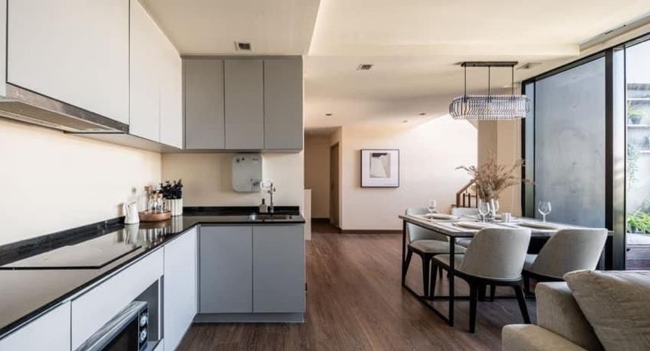 For sale and for rent 3 bedrooms condo in Phra Khanong, Bangkok