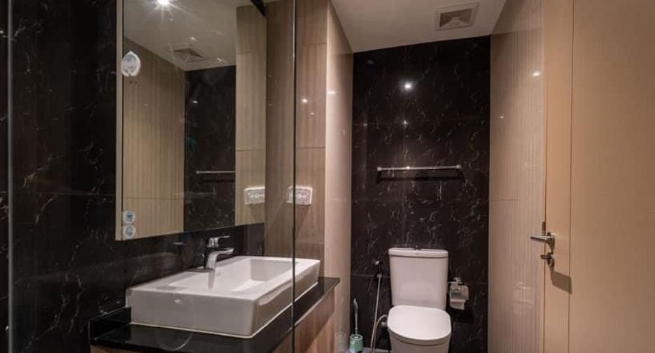 For sale and for rent 3 bedrooms condo in Phra Khanong, Bangkok