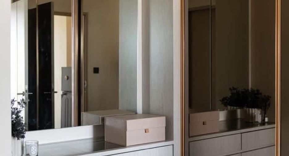 For sale and for rent 3 bedrooms condo in Phra Khanong, Bangkok
