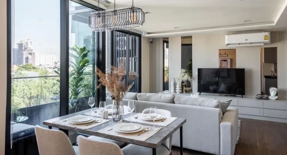 For sale and for rent 3 bedrooms condo in Phra Khanong, Bangkok