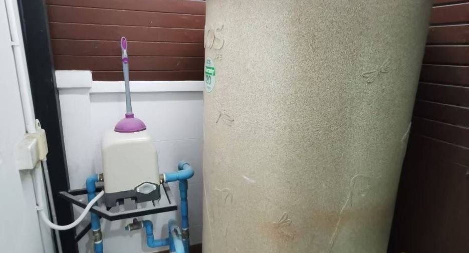 出售 3 卧室 联排别墅 在 Suan Luang, 曼谷
