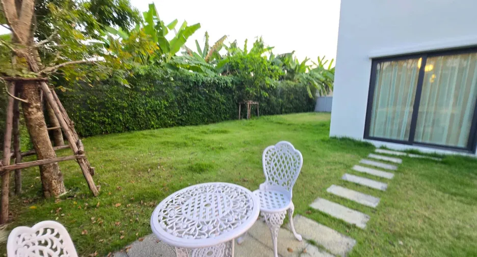 For sale and for rent 4 bedrooms house in Bang Phli, Samut Prakan