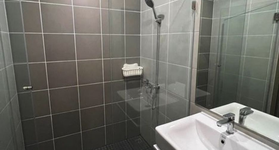 For sale studio condo in Bang Na, Bangkok
