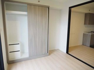 For sale 1 bed condo in Bang Phli, Samut Prakan