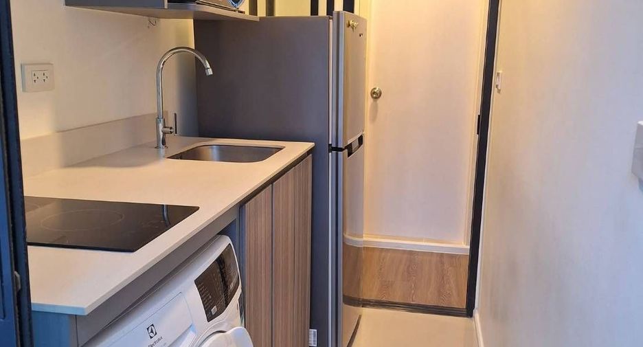 For sale 1 bed condo in Khan Na Yao, Bangkok
