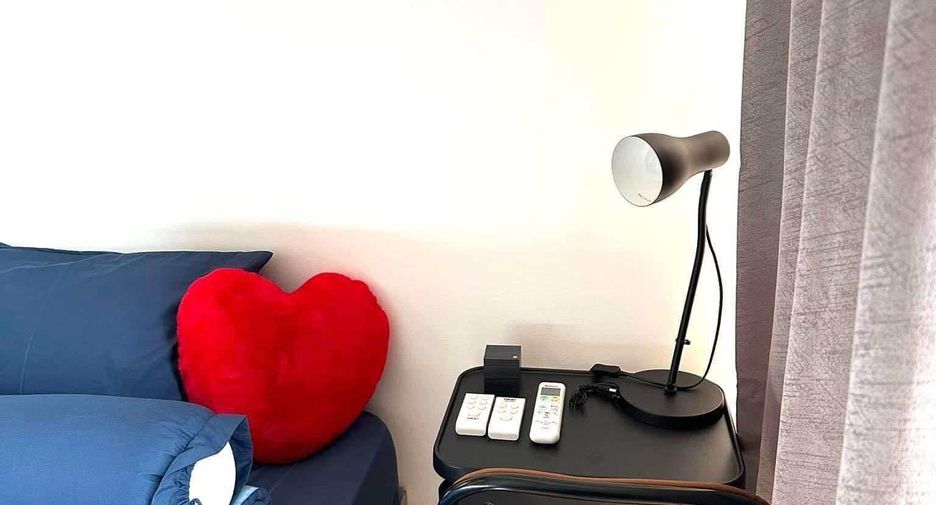 For rent and for sale 1 bed condo in Watthana, Bangkok