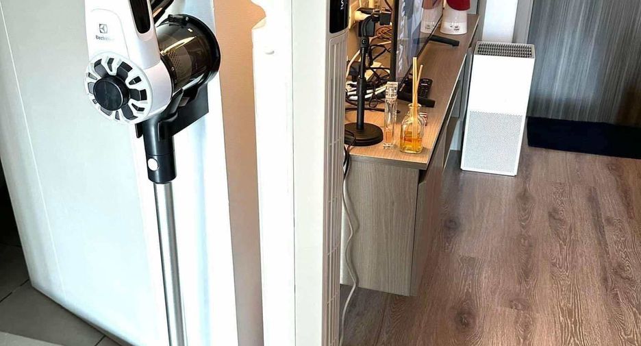 For rent and for sale 1 bed condo in Watthana, Bangkok