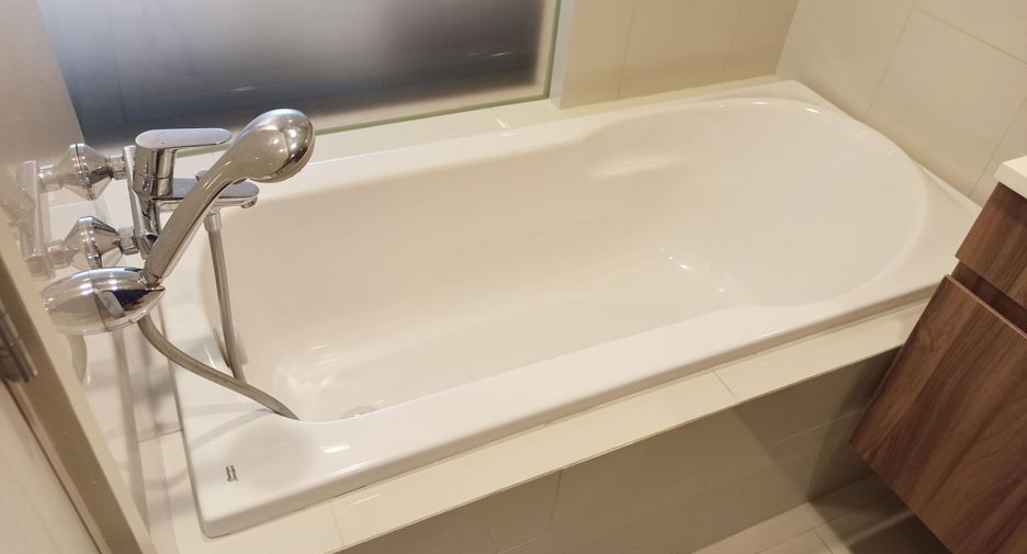 For sale 1 bed condo in Watthana, Bangkok