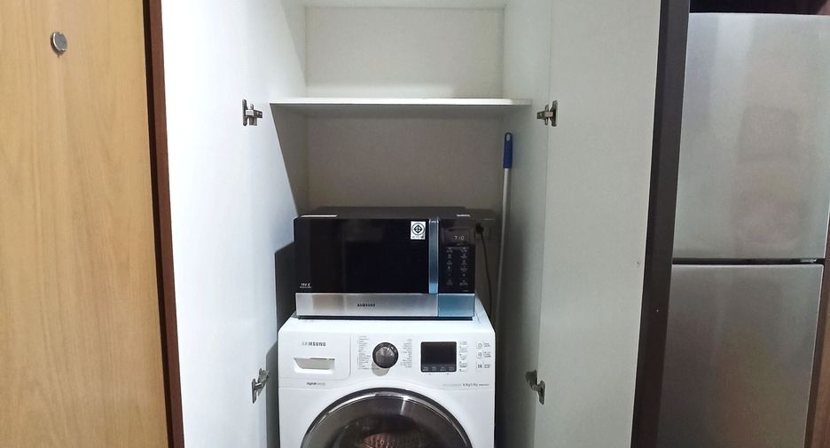 For sale 1 bed condo in Watthana, Bangkok