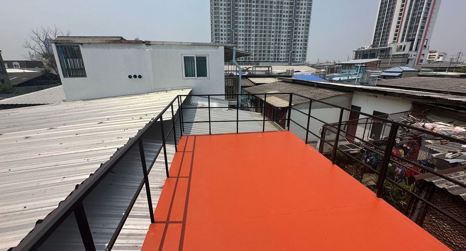 For sale and for rent 3 bedrooms retail Space in Bang Kho Laem, Bangkok