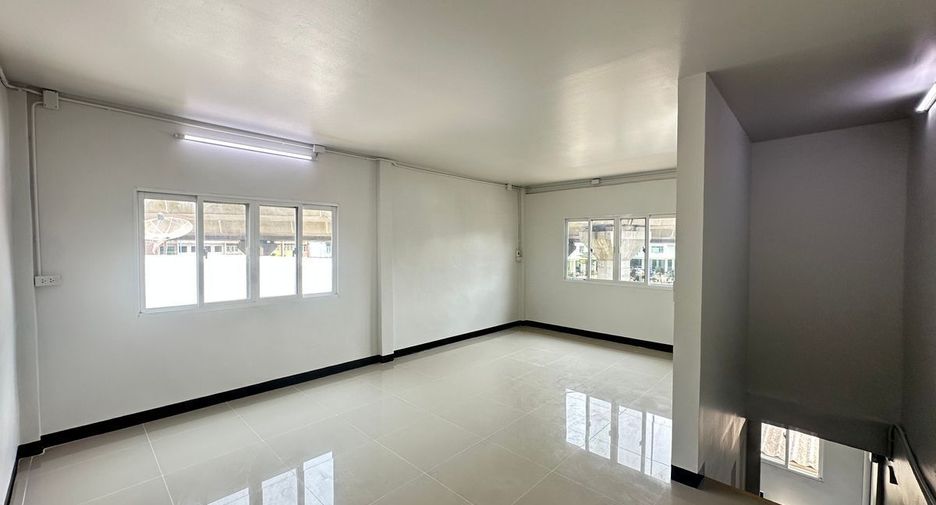 For sale and for rent 3 bedrooms retail Space in Bang Kho Laem, Bangkok