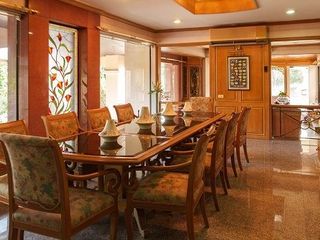 For sale 4 bedrooms house in Thawi Watthana, Bangkok
