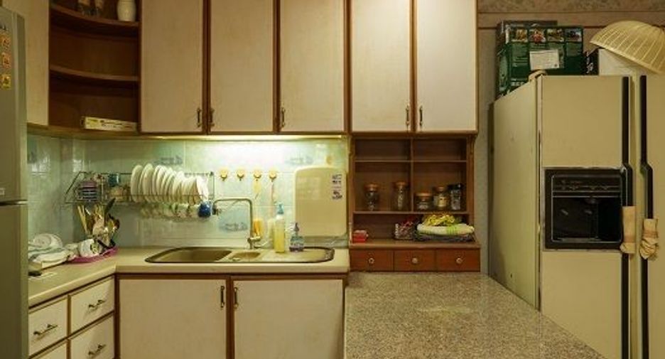 出售 4 卧室 独立屋 在 Thawi Watthana, 曼谷