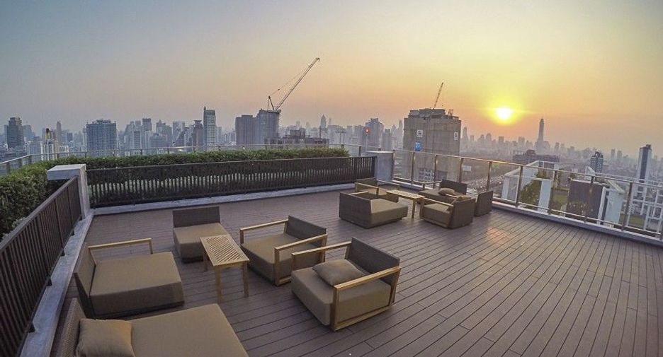 For sale and for rent 1 bed condo in Huai Khwang, Bangkok