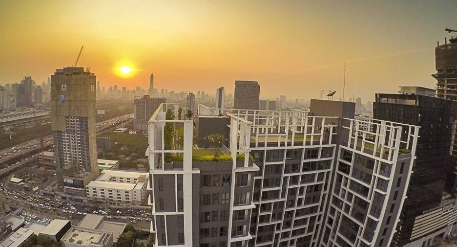 For sale and for rent 1 bed condo in Huai Khwang, Bangkok