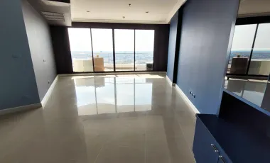 For sale and for rent 4 bedrooms condo in Bang Kho Laem, Bangkok