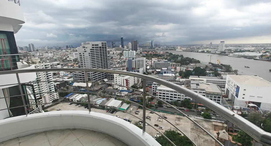 ให้เช่า และ ขาย 4 ห้องนอน คอนโด ใน บางคอแหลม, กรุงเทพฯ