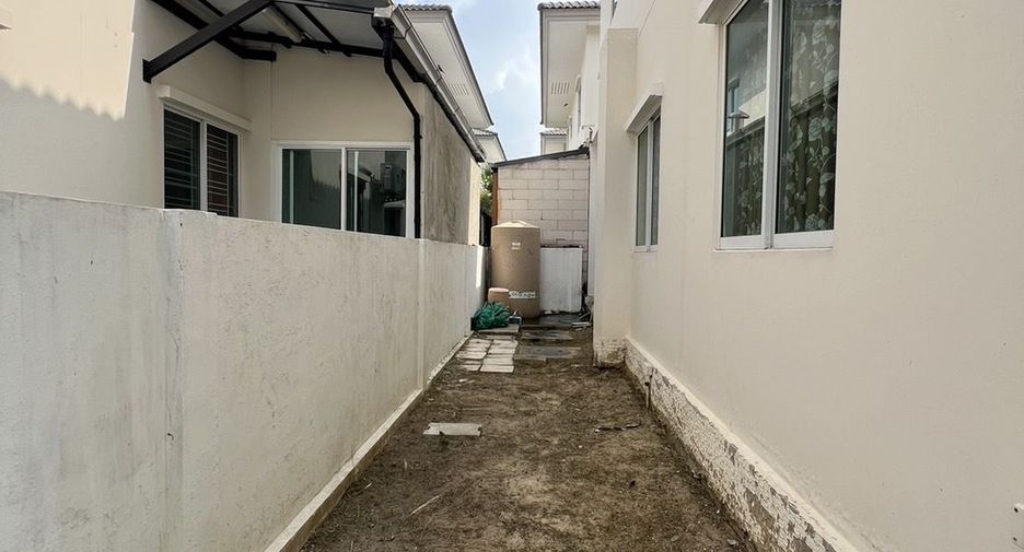 For sale and for rent 3 bedrooms house in Mueang Samut Prakan, Samut Prakan