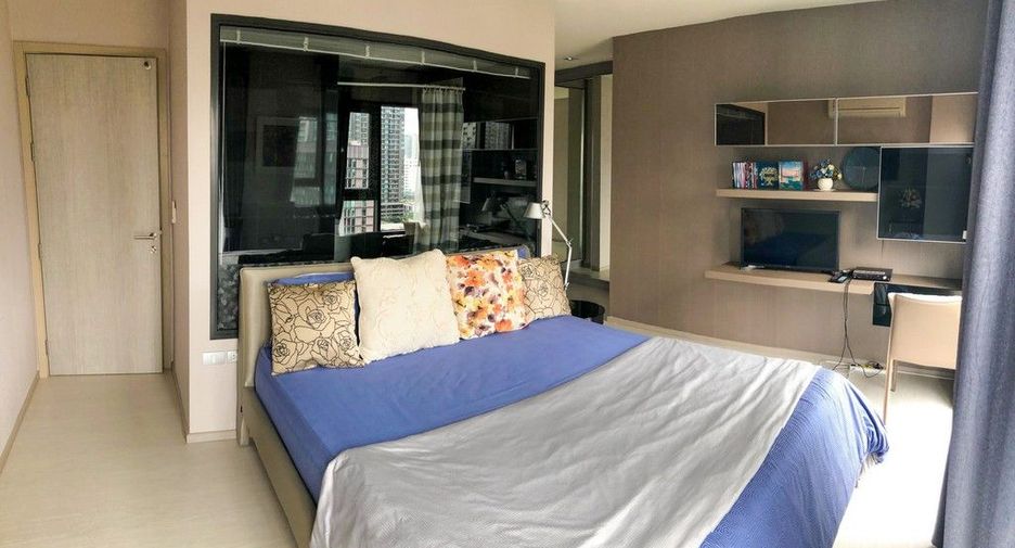 For sale 1 Beds condo in Khlong Toei, Bangkok
