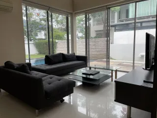 出售 5 卧室 独立屋 在 Don Mueang, 曼谷