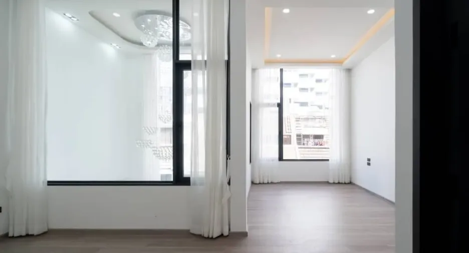 For sale 4 bedrooms townhouse in Watthana, Bangkok