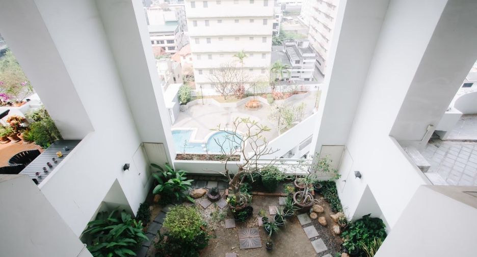 出售 2 卧室 公寓 在 Khlong Toei, 曼谷