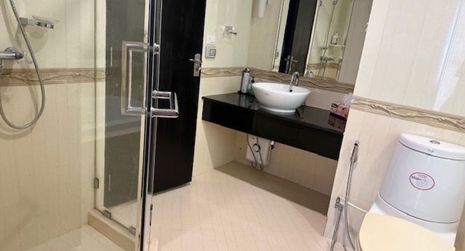 For sale and for rent 2 bedrooms condo in Pathum Wan, Bangkok