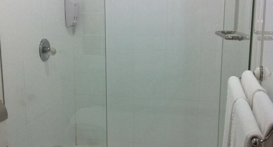 For sale 20 bedrooms hotel in Bang Rak, Bangkok