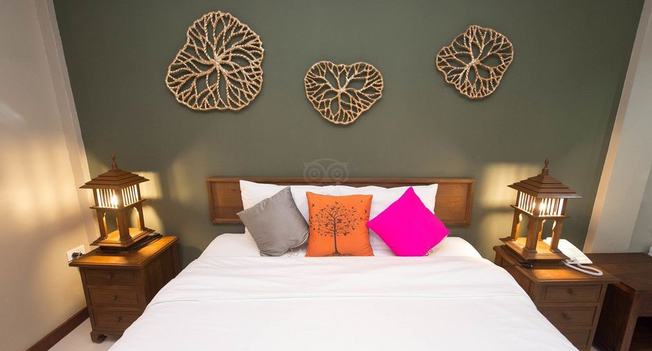 For sale 20 bedrooms hotel in Bang Rak, Bangkok