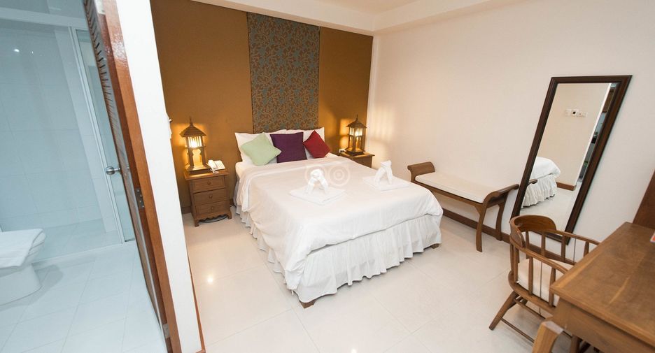 For sale 20 bedrooms hotel in Bang Rak, Bangkok