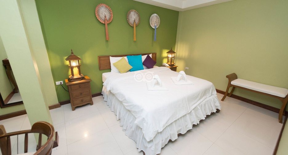 For sale 20 bedrooms hotel in Bang Rak, Bangkok