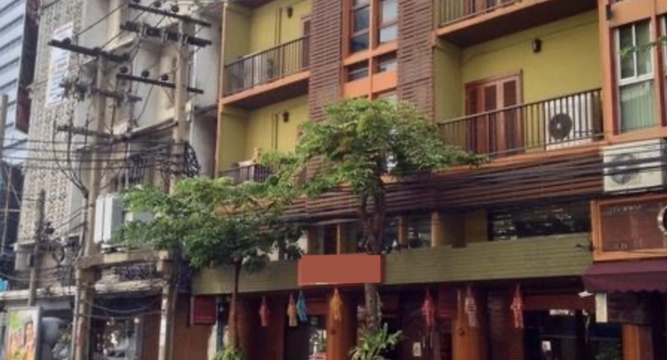 For sale 20 bedrooms hotel in Bang Rak, Bangkok