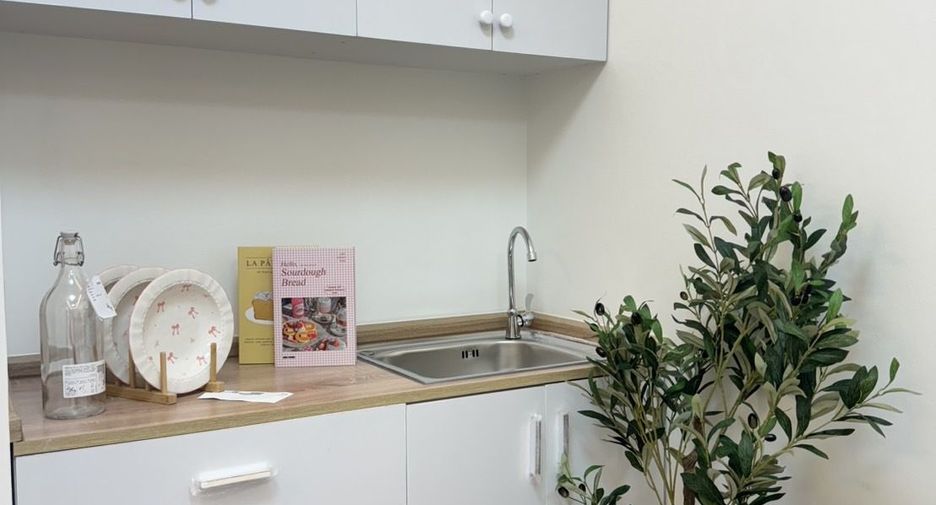 For sale 1 bed condo in Huai Khwang, Bangkok