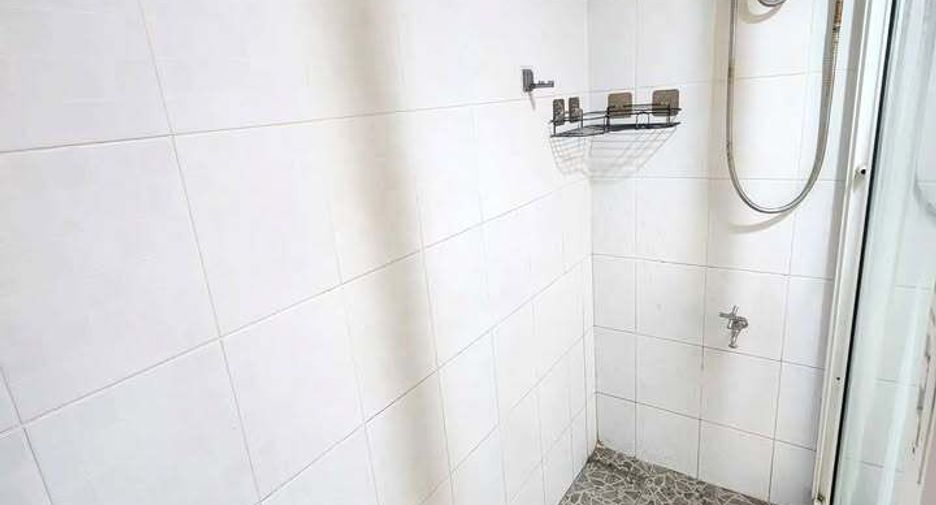 For sale 1 bed condo in Bang Kapi, Bangkok