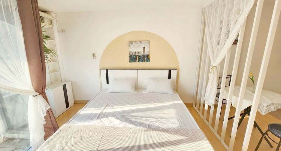 For sale 1 bed condo in Bang Kapi, Bangkok