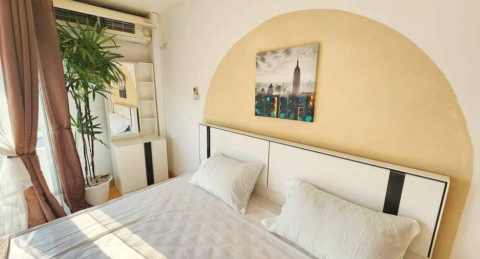 For sale 1 bed condo in Bang Kapi, Bangkok