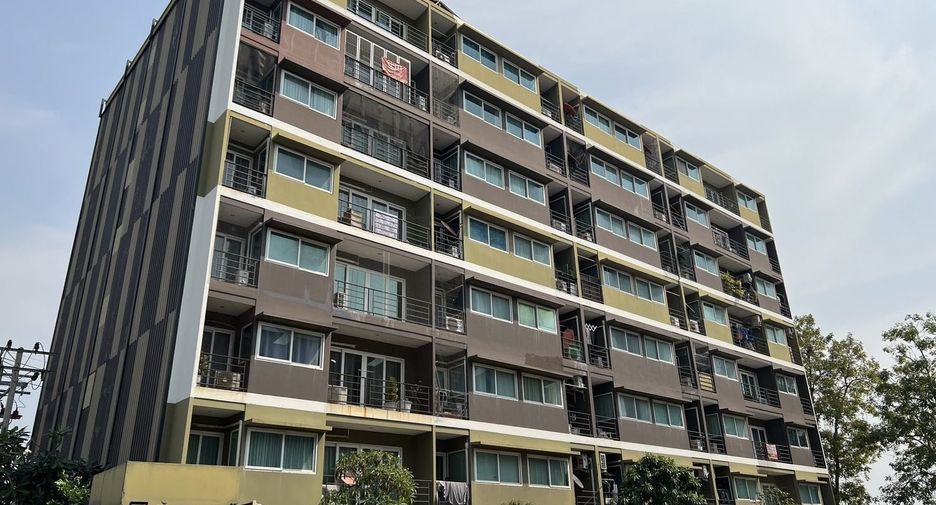 For sale 1 Beds condo in Khan Na Yao, Bangkok