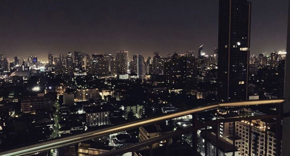 For sale 2 bedrooms condo in Watthana, Bangkok